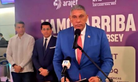 Cónsul celebra el emanación de Araajet en Nueva York como una vencimiento para la diáspora dominicana