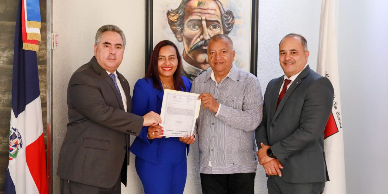 Popular Banco Dona Land a la ciudad de San Cristóbal para construir un parque recreativo