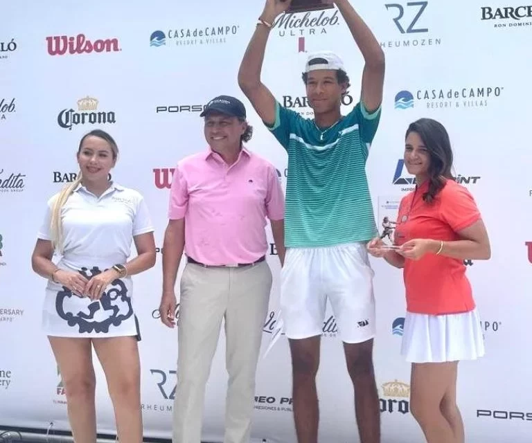 Muñoz conquista torneo internacional tenis de Casa de Campo