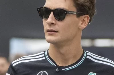 Russell, sorprendido con disculpas de Verstappen