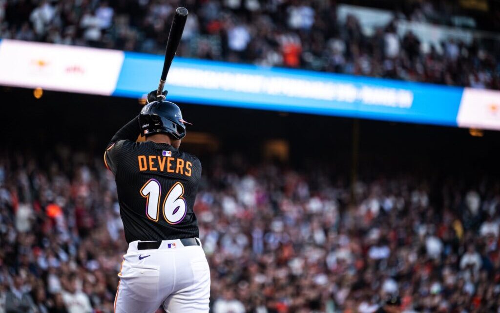Reencuentro en el Oracle: Devers y los Gigantes se miden a Boston tras su canje