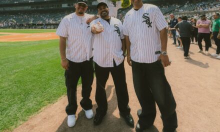 Los Chicago White Sox rinden homenaje al categoría cristiano Barak en pernio contra los Red Sox