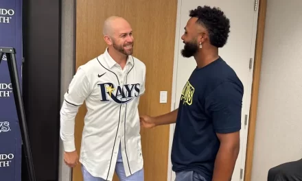 El ícono de los Rays, Evan Longoria, admira el talento del dominicano Junior Caminero