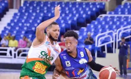 »El Pollito» Kelvin Peña regresa a Marineros