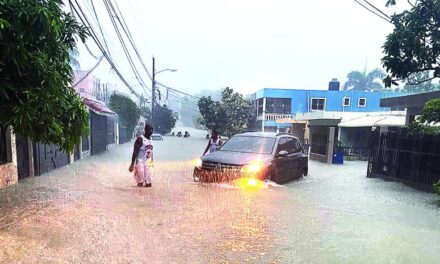 Los niveles de alerta se mantienen para posibles inundaciones urbanas.