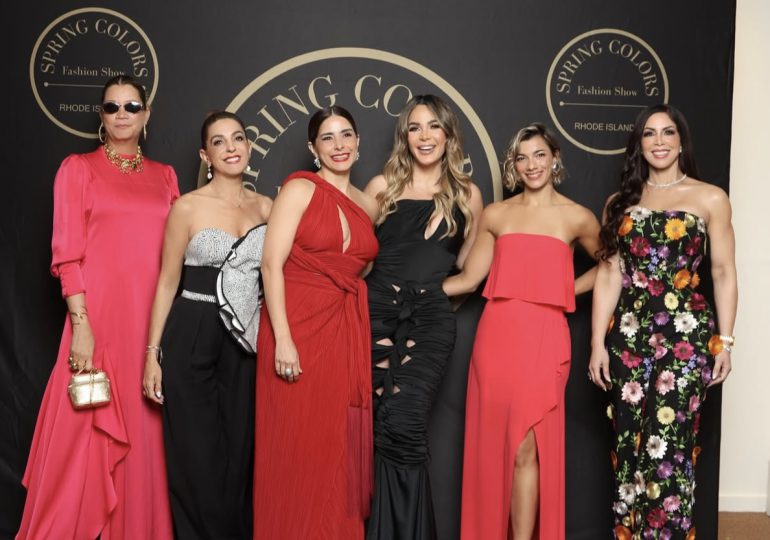 Luz García recibe distinción especial en el