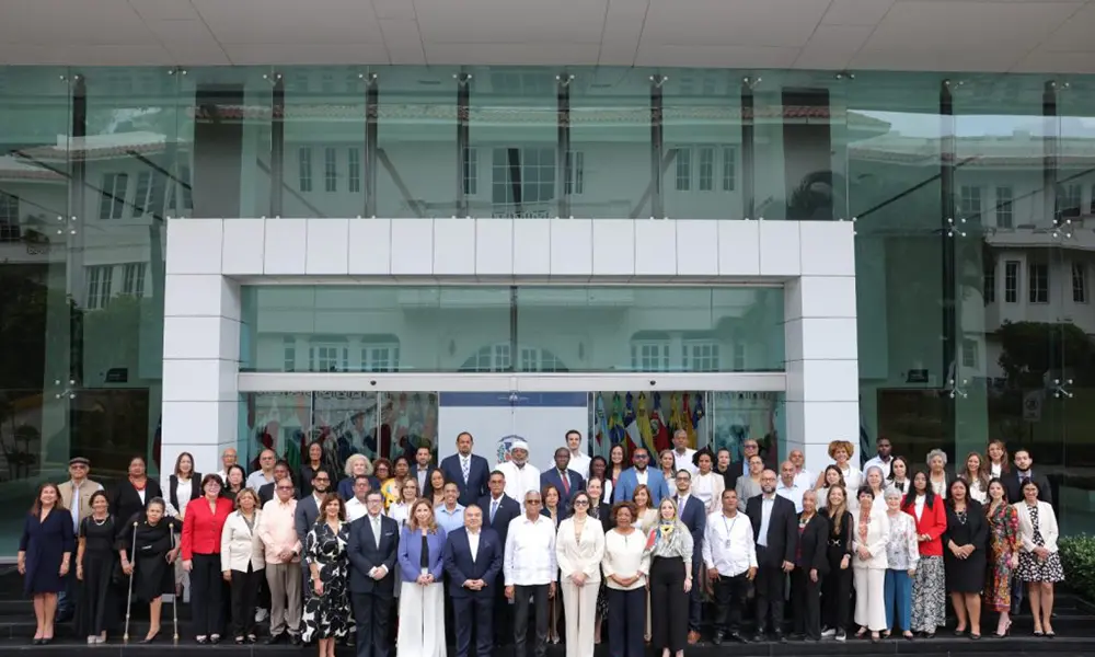 Mirex presenta el tema de la décima cumbre de las Américas