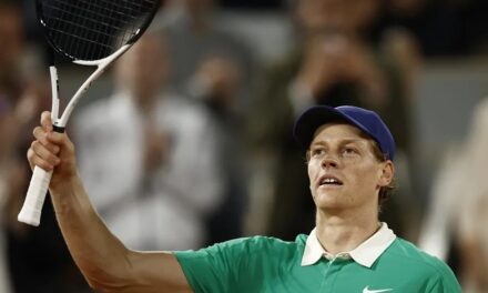 Sinner arrolla a Rublev y se planta en los cuartos de Roland Garros con solo 30 juegos perdidos