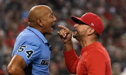 La recuperación los Cardenales podría librar el puesto del dirigente dominicano Oliver Mármol