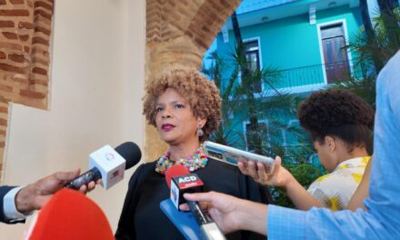 Hoy Acroarte celebra las elecciones de Marivell Contreras