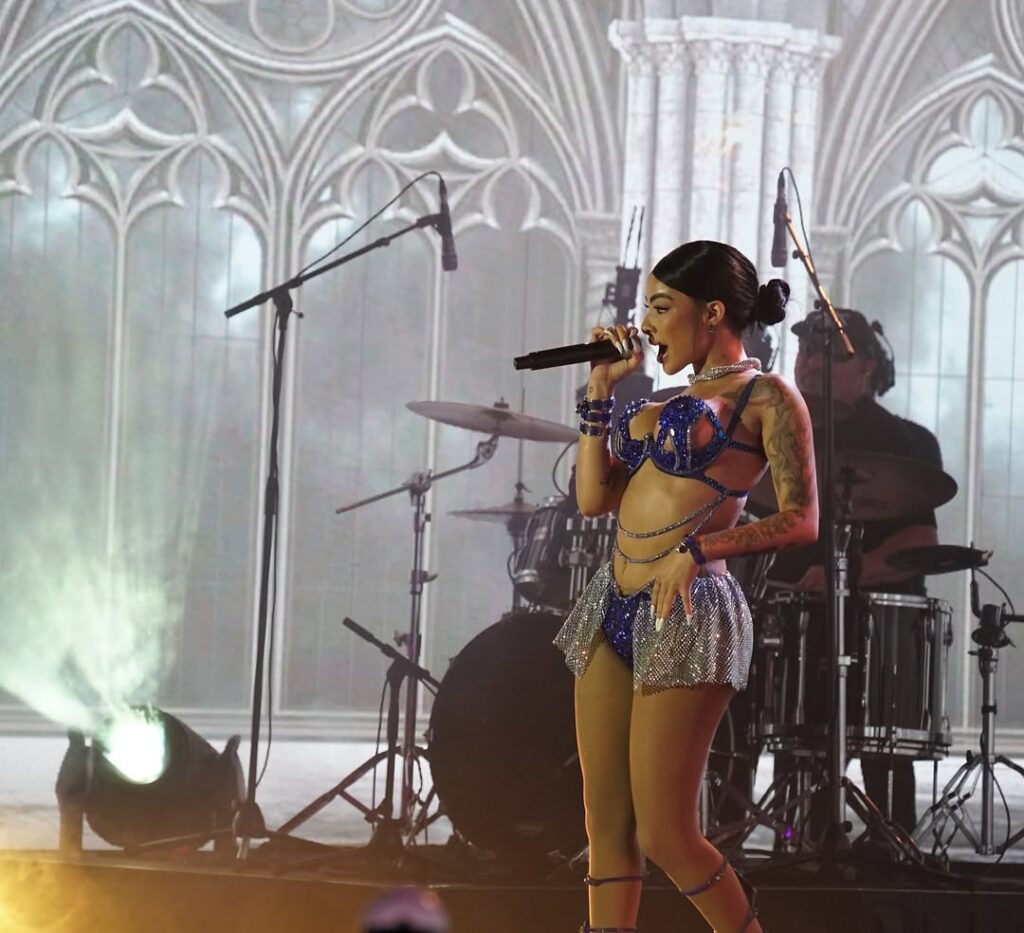 Yailin la conquista más viral El TU premia su música urbana con dos premios y una actuación aplaudida hoy en la República Dominicana | Último minuto