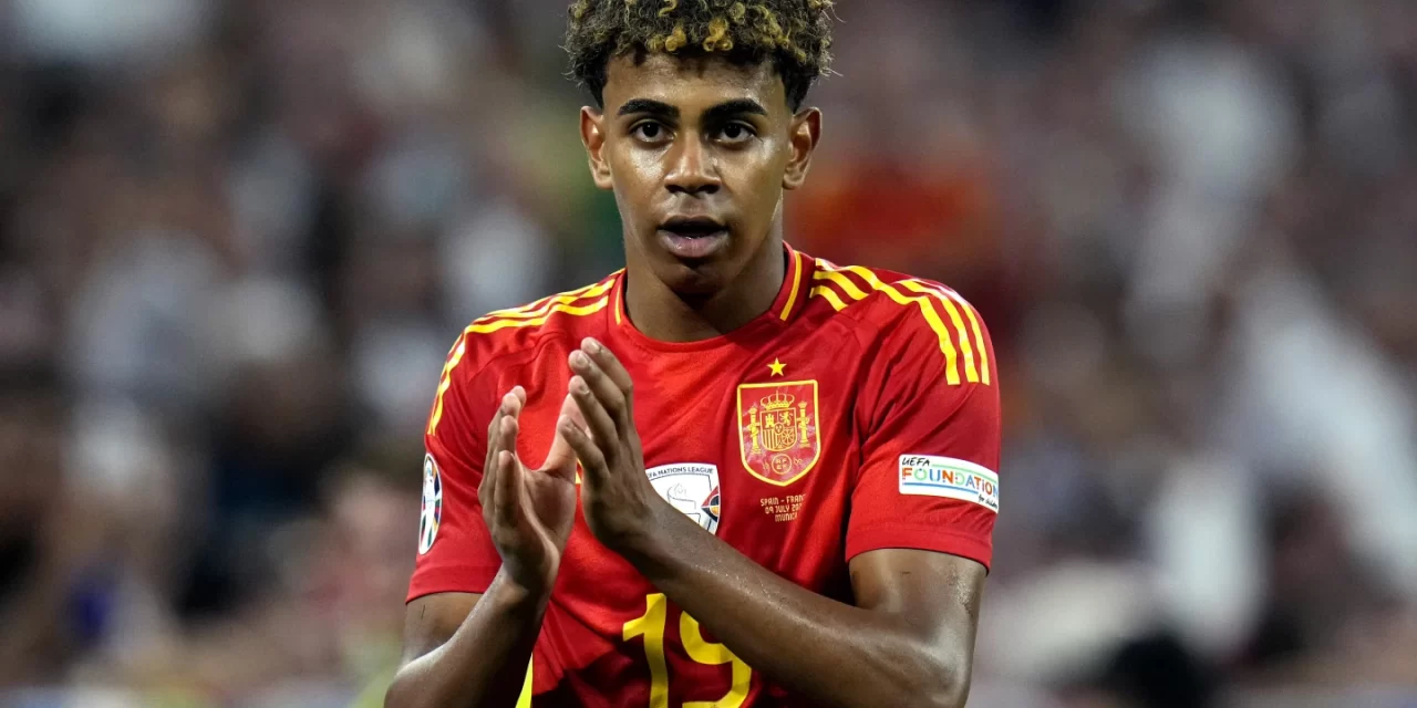 Lamine Yamal cumple el sueño de conocer a su ídolo Neymar