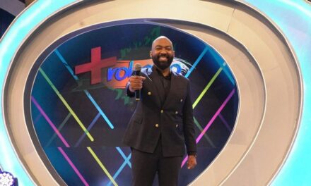 Brea Frank regresa a la televisión como conductor de «More Roberto»