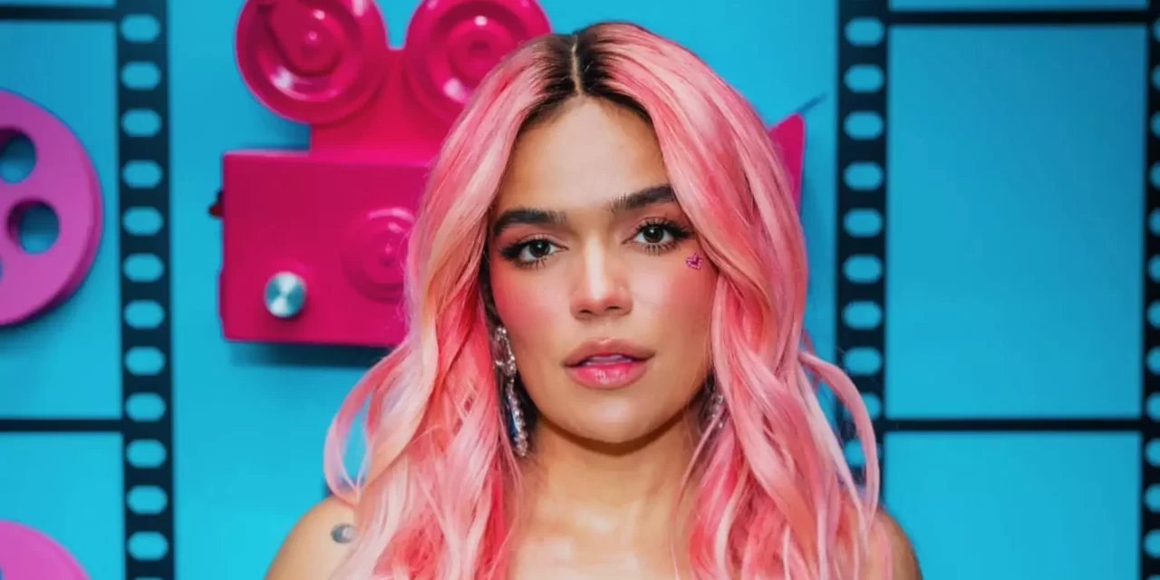 Karol G es solidaridad con los latinos deportados en los Estados Unidos