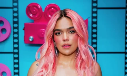 Karol G es solidaridad con los latinos deportados en los Estados Unidos