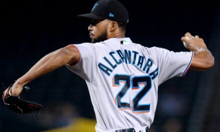 Con “mucha confianza”, Sandy Alcántara comienza a recuperar su nivel de Cy Young