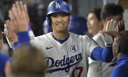 Dave Roberts y su esposa obsequian un Porsche de mamotreto a la hija de Shohei Ohtani
