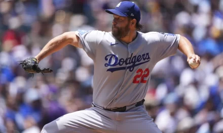 Kershaw se acerca a los 3,000 ponches y Ohtani brilla en triunfo de los Dodgers sobre Rockies
