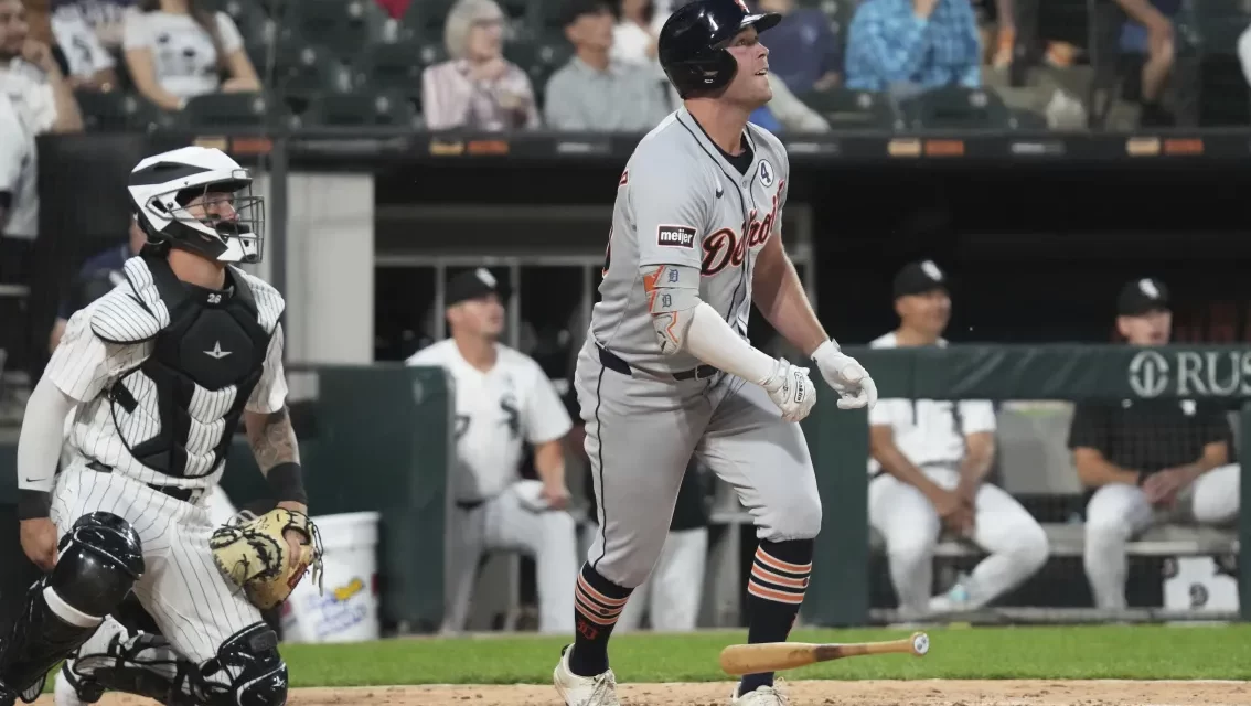 Kerry Carpenter lidera paliza de Tigres con histórica oscuridad de tres jonrones en Chicago