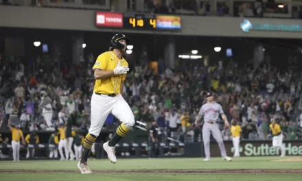 Kurtz lo hace de nuevo: jonrón en la décima da triunfo a los Atléticos sobre Astros