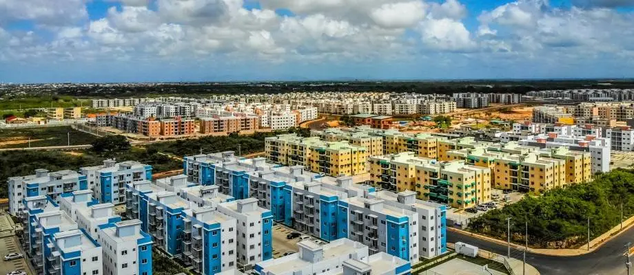 Cargos de servicio de basura «irregular» reportados en Ciudad Juan Bosch