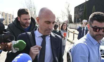 Confirmada la condena de Rubiales a una multa de 10.800 euros por asalto sexual a Hermoso