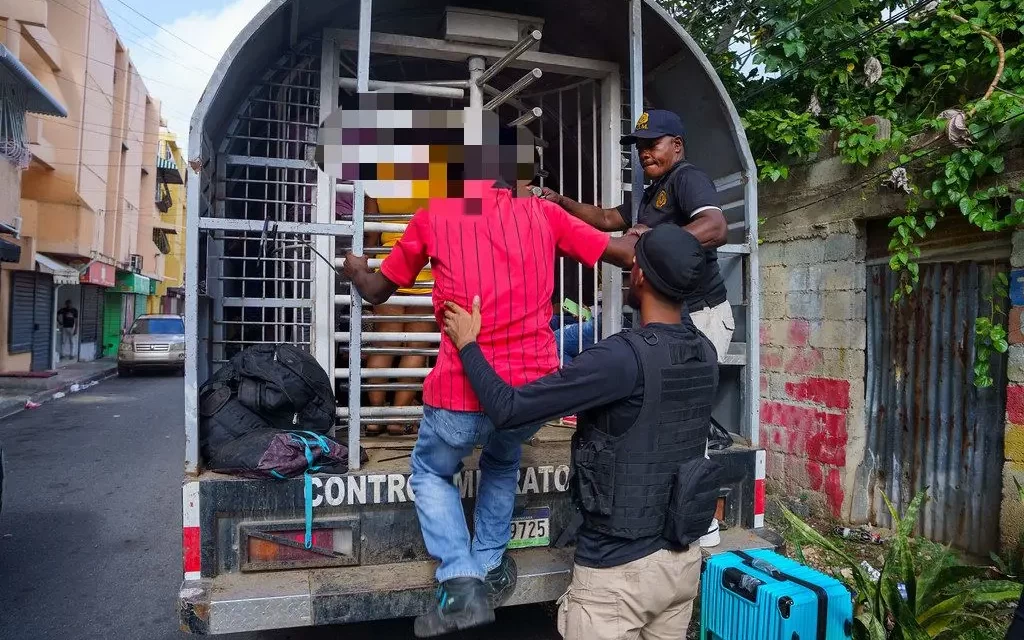 más de 1.600 haitianos indocumentados detenidos