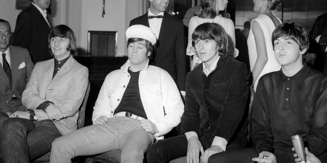 60 abriles de la canción '¡Ayuda!' de los Beatles