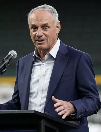 Manfred confirma que la expansión y la realineación de las divisiones están sobre la mesa