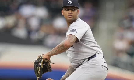 Luis Gil alegra a los Yankees al recuperar fuerza en su fantasía rápida