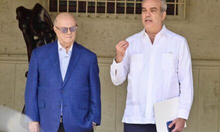 Abinader rechaza las críticas internacionales de remisión