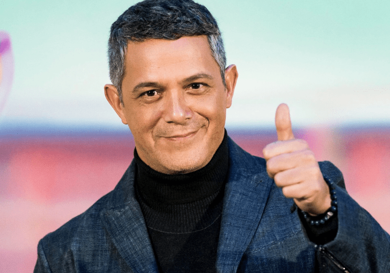 Alejandro Sanz comparte un verano íntimo con sus hijos y anuncia nuevos proyectos musicales