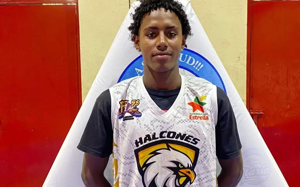 Halcones consigues segunda trofeo inal basket Villa Riva 