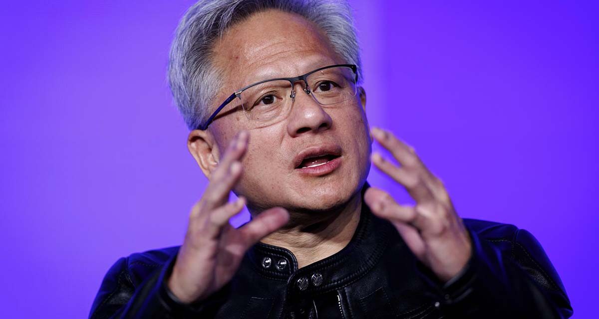 El CEO de Nvidia dice que la IA causará pérdida de empleo «si el mundo se queda sin ideas»