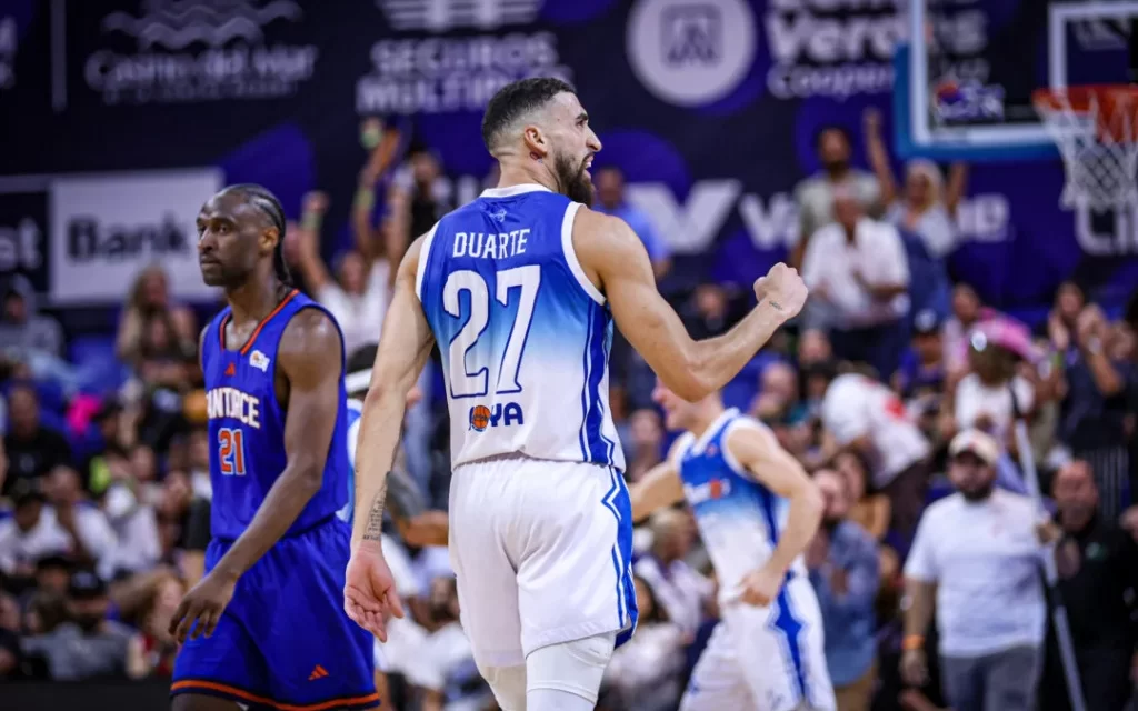 Chris Duarte lleva a Vaqueros de Bayamón a la final