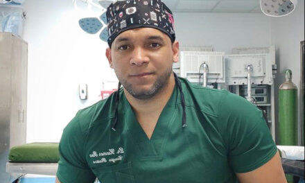 El cirujano Hammer ROA afirma que el apoyo natural juega un papel fundamental en la salubridad mental del paciente