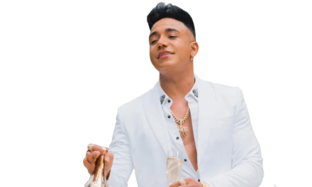 Elvis Martínez recibe apoyo en la arena del Cibao