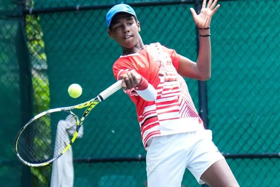 Dominicano Suero avanza a final de la Copa de Tenis Maíz U14