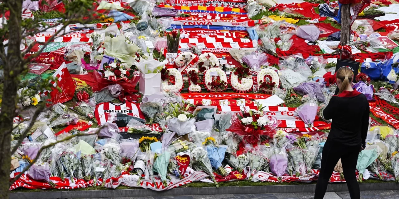 Liverpool creará una escultura conmemorativa permanente en Anfield en honor a Diogo Jota