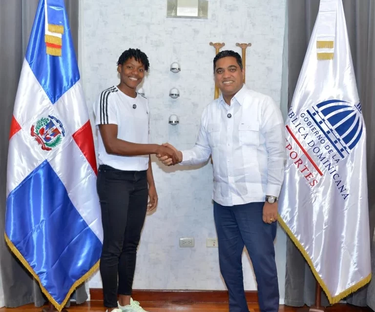 Marileidy Paulino resalta apoyo ministro Kelvin Cruz