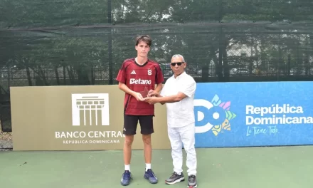 Tenista checo triunfa en la Copa Mango categoría U-18