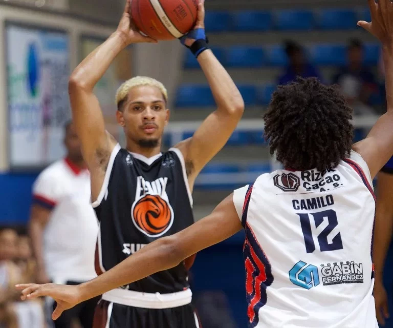 Fénix de Santiago suman sexta triunfo