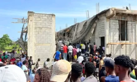 El colapso de la construcción en Juana Méndez deja a varios trabajadores haitianos muertos y heridos
