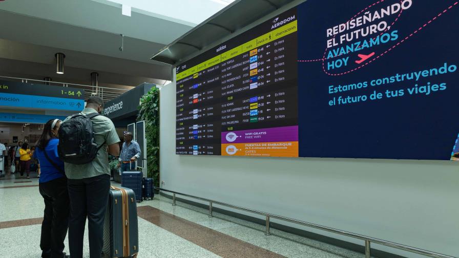 El gobierno dominicano aprueba el aumento de impuestos al aeropuerto
