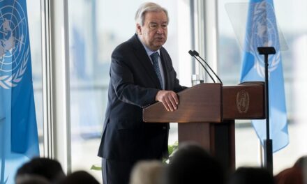 El jerarca de la ONU advierte a los ODS en peligro mientras se produce una oleada de energía limpia en el foro de parada nivel
