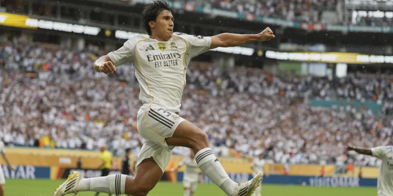 El cabezazo de Gonzalo García da el pase del Real Madrid a los cuartos de final del Mundial de Clubes