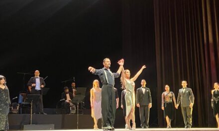 Una confusión de destreza y pasión: florece «Forever Tango» en el Teatro Nacional