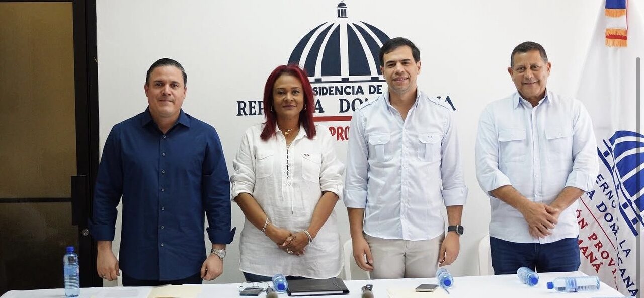 El gobierno desarrolla el día de trabajo en Samaná como parte de su software en las provincias.