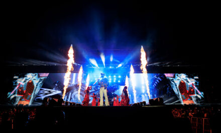 Anuel presentó su concierto en Quisqueya