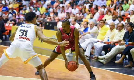 Los Indios se llevan el primero de la semifinal frente a Metros